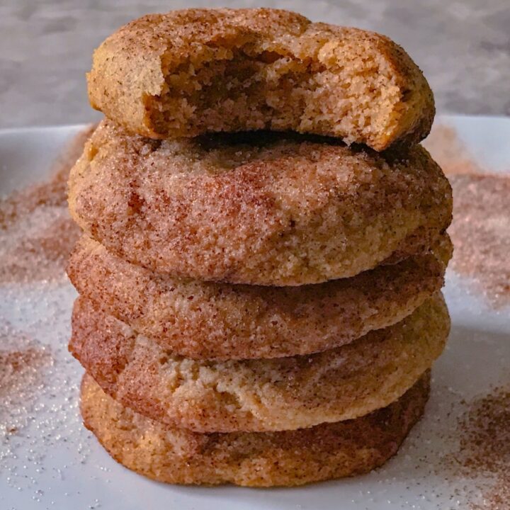 Thick and Soft Keto Snickerdoodle Cookies