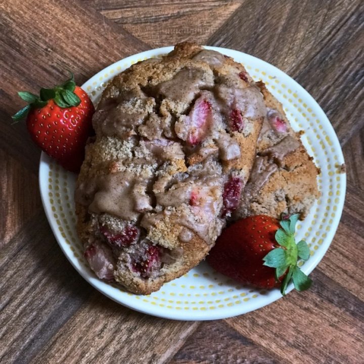 Low Carb Strawberry Cinnamon Scones