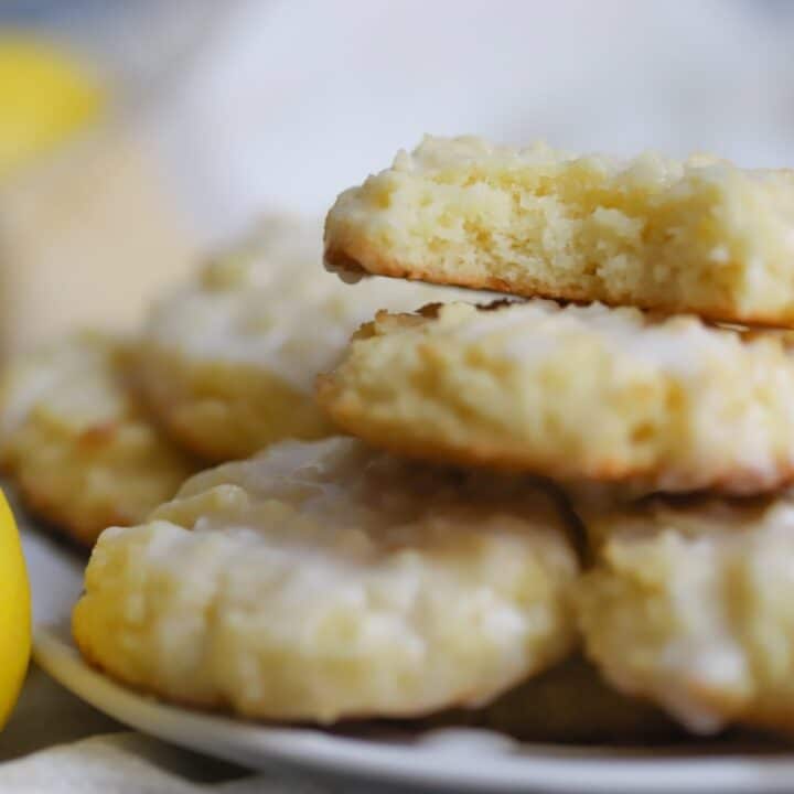 Thick and Soft Keto Lemon Cookies
