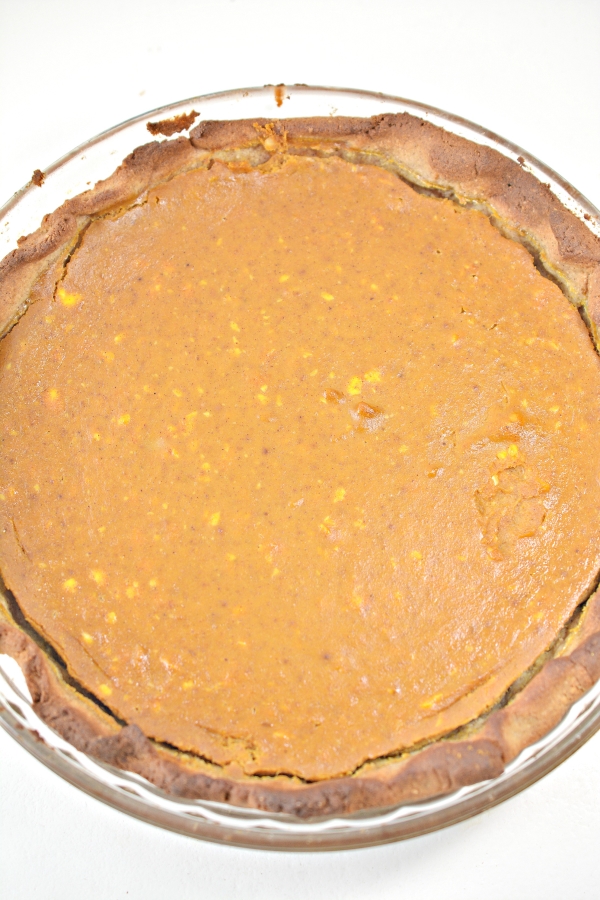 top view of uncut keto pumpkin pie