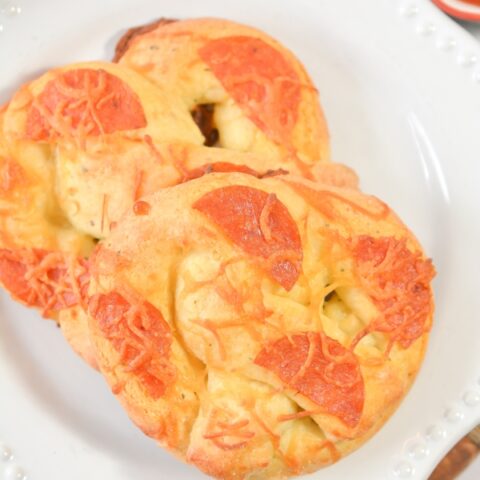 Keto Pepperoni Pizza Pretzels