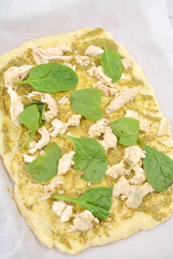 added chicken and spinach to flatbread